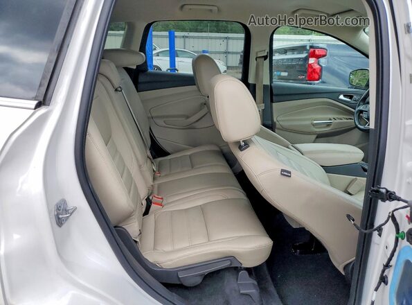 1FMCU0JD3HUC07338 2017 FORD ESCAPE White 