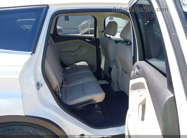 1FMCU0JD7HUC47664 2017 FORD ESCAPE White Вид наклейки з VIN-кодом