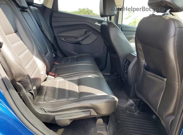 1FMCU0JD9HUE70546 2017 FORD ESCAPE Blue Widok wnętrza z tyłu