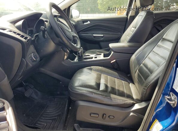 1FMCU0JD9HUE70546 2017 FORD ESCAPE Blue Widok wnętrza z przodu