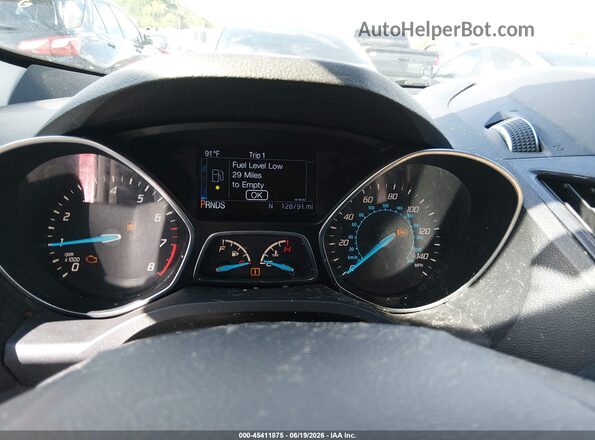 1FMCU0JX5GUB66414 2016 FORD ESCAPE Red Հետևի նստատեղերի տեսք