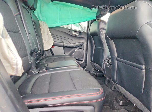 1FMCU0MN0RUB43104 2024 FORD ESCAPE Серебряный Вид задней части салона