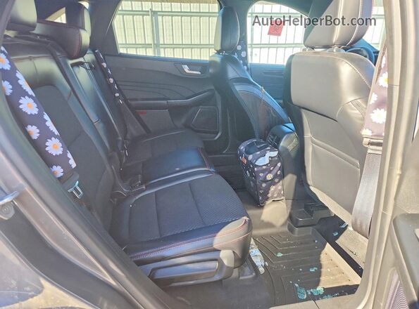 1FMCU0MN2RUA68552 2024 FORD ESCAPE Gray Rear interior view