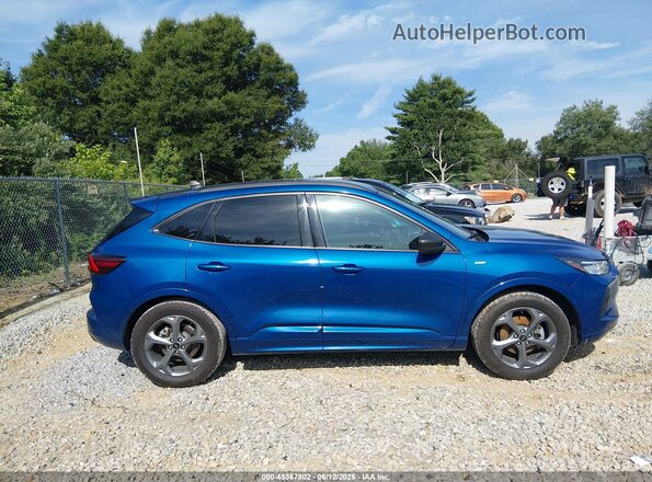 1FMCU0MN6PUA04401 2023 FORD ESCAPE Blue Rear interior view