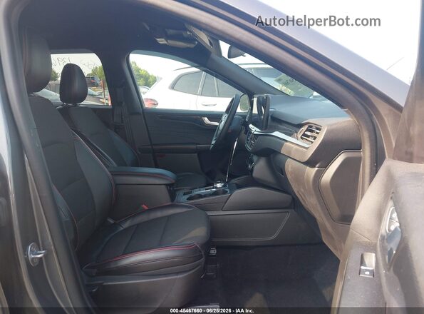 1FMCU0MN8PUB39234 2023 FORD ESCAPE Серый Вид салона спереди