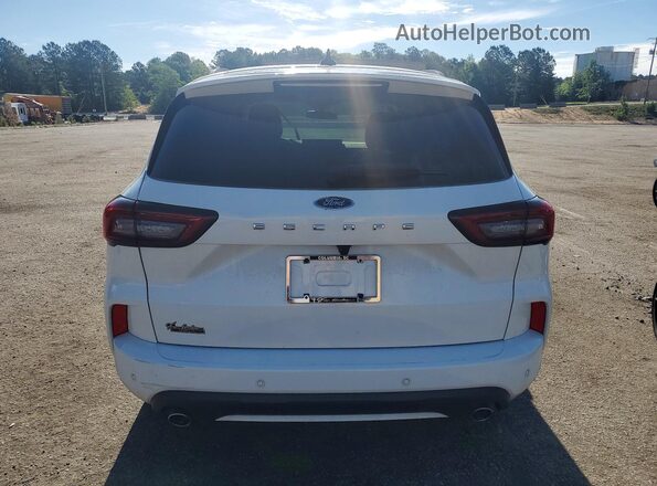 1FMCU0MNXRUB36094 2024 FORD ESCAPE White უკანა ხედი