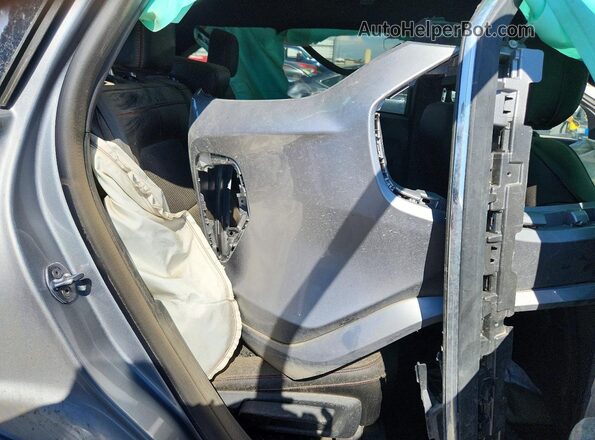 1FMCU0MZ5RUB14474 2024 FORD ESCAPE Silver Widok wnętrza z tyłu