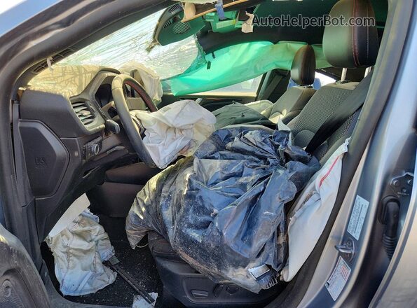 1FMCU0MZ5RUB14474 2024 FORD ESCAPE Silver Widok wnętrza z przodu
