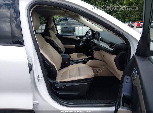 1FMCU9BZ0LUC08597 2020 FORD ESCAPE HYBRID SE SPO White Front interior view