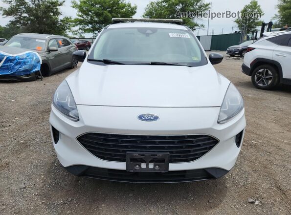 1FMCU9G60NUA35536 2022 FORD ESCAPE Белый 