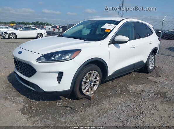 1FMCU9G63MUB18313 2021 FORD ESCAPE Белый Передняя левая четверть