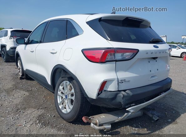 1FMCU9G63MUB18313 2021 FORD ESCAPE Белый Вид спереди