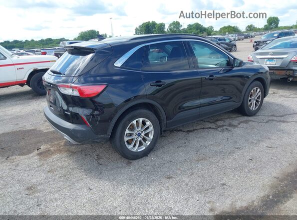 1FMCU9G66NUA15792 2022 FORD ESCAPE Черный Задняя правая четверть