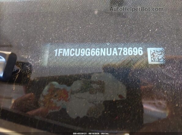 1FMCU9G66NUA78696 2022 FORD ESCAPE Серебряный Вид подкапотного пространства