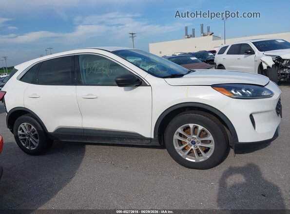 1FMCU9G67NUA60935 2022 FORD ESCAPE White 