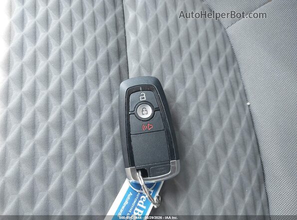 1FMCU9G68LUB54982 2020 FORD ESCAPE Белый Вид панели приборов