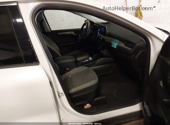 1FMCU9G69NUA61004 2022 FORD ESCAPE White Front interior view