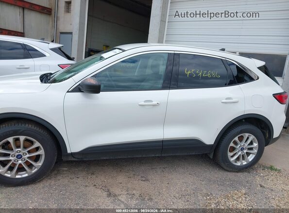 1FMCU9G69NUA61004 2022 FORD ESCAPE White 360 interior view