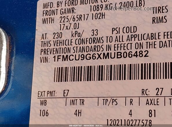1FMCU9G6XMUB06482 2021 FORD ESCAPE Blue Vista del compartimento del motor