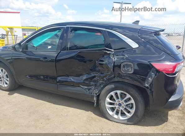 1FMCU9G6XNUB22487 2022 FORD ESCAPE Black Widok z przodu