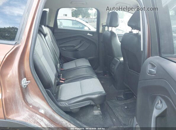 1FMCU9G90HUA86405 2017 FORD ESCAPE Orange VIN կոդի պիտակի տեսք