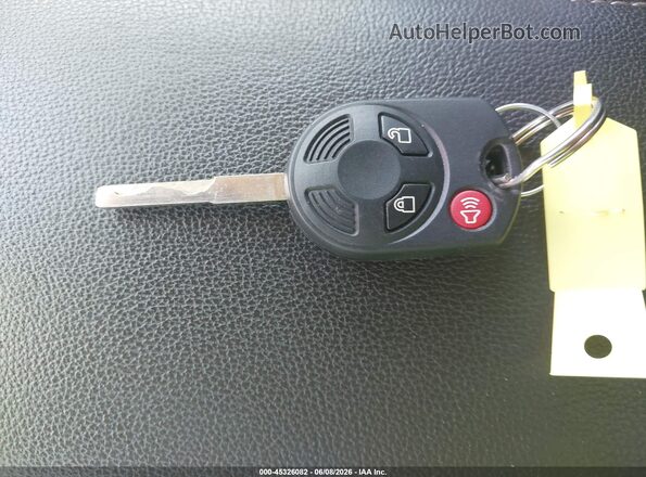 1FMCU9G91HUD69668 2017 FORD ESCAPE Бордовый Вид панели приборов