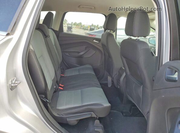 1FMCU9G92GUB63161 2016 FORD ESCAPE Silver Вид задньої частини салону