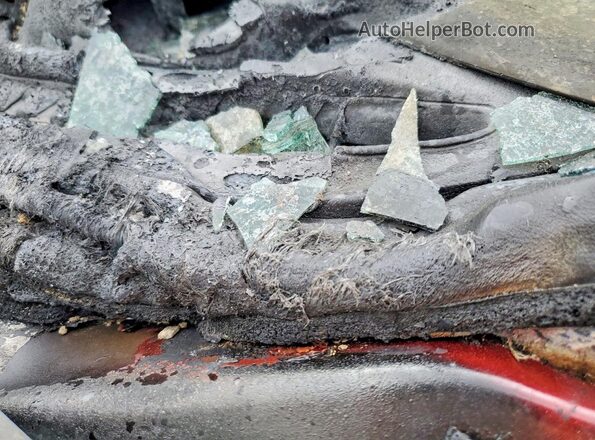 1FMCU9G93HUC97968 2017 FORD ESCAPE Бордовый Вид подкапотного пространства