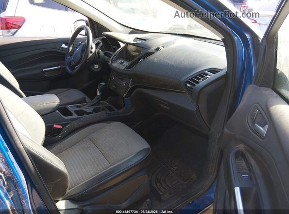 1FMCU9G95HUD11420 2017 FORD ESCAPE Blue Front interior view