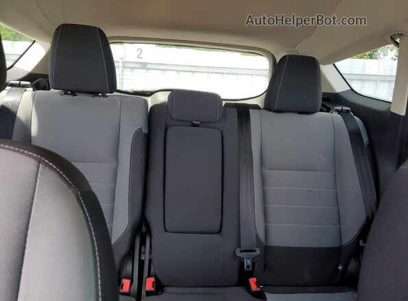 1FMCU9G96GUA57053 2016 FORD ESCAPE Red Вид задніх сидінь