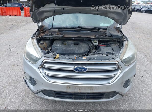 1FMCU9G96HUB05362 2017 FORD ESCAPE Silver Widok z tyłu