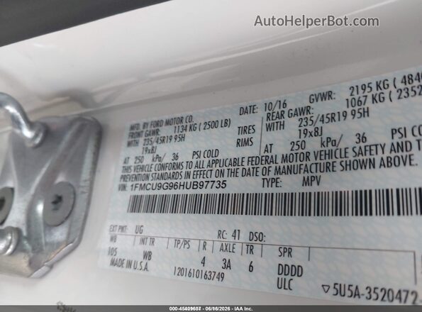 1FMCU9G96HUB97735 2017 FORD ESCAPE White Vista del compartimento del motor