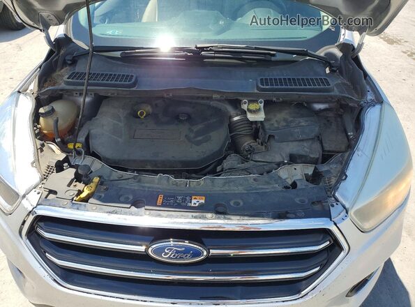 1FMCU9G98KUB07444 2019 FORD ESCAPE Silver ძრავის განყოფილების ხედი
