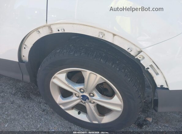 1FMCU9G99GUB28178 2016 FORD ESCAPE White Rear interior view