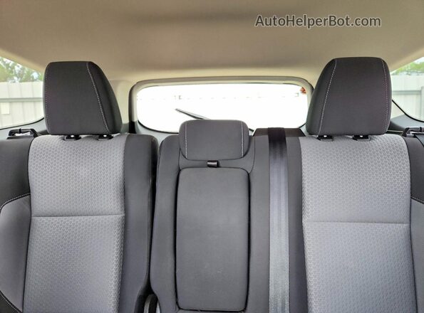 1FMCU9G99HUC52243 2017 FORD ESCAPE Silver Հետևի նստատեղերի տեսք