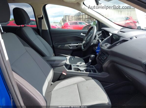 1FMCU9G99HUE06501 2017 FORD ESCAPE Blue წინა სალონის ხედი