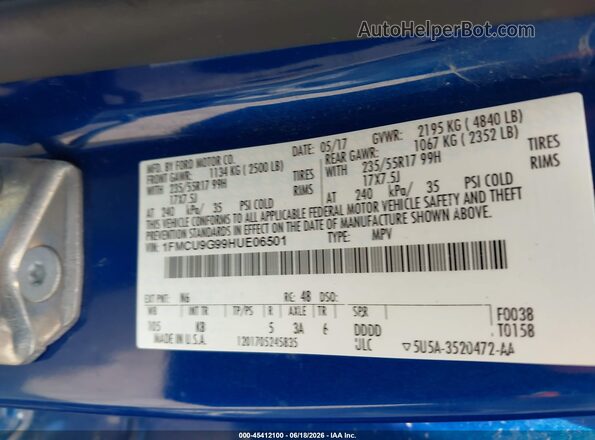 1FMCU9G99HUE06501 2017 FORD ESCAPE Blue ძრავის განყოფილების ხედი