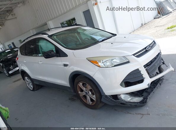 1FMCU9G9XGUB18551 2016 FORD ESCAPE White Rear interior view