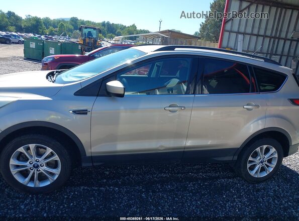 1FMCU9G9XHUB50742 2017 FORD ESCAPE SE 4WD Beige 360 interior view