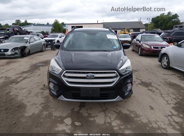 1FMCU9GD0HUA35233 2017 FORD ESCAPE Черный Вид щитка приборов