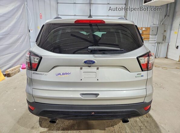 1FMCU9GD0JUC98618 2018 FORD ESCAPE Gray უკანა ხედი