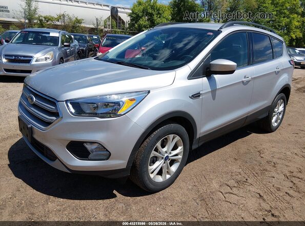 1FMCU9GD0JUD08869 2018 FORD ESCAPE Silver წინა მარცხენა ხედი სამი მეოთხედიდან