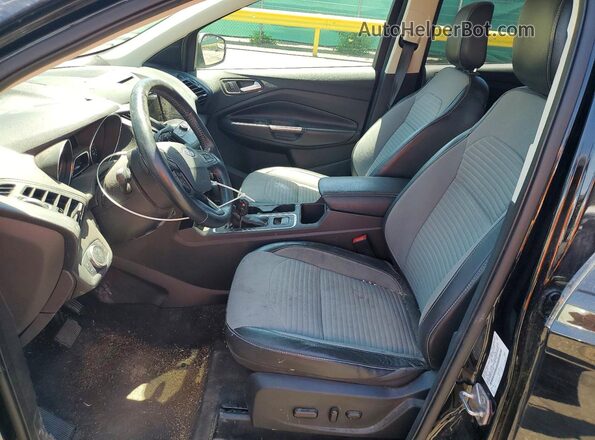 1FMCU9GD0JUD21234 2018 FORD ESCAPE Black Սալոնի դիմացի տեսք