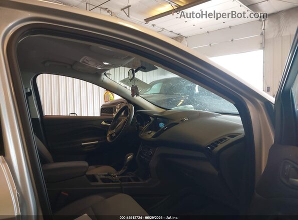 1FMCU9GD0KUB25327 2019 FORD ESCAPE Silver Вид салону спереду