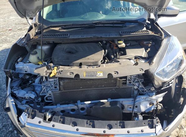 1FMCU9GD1JUA87184 2018 FORD ESCAPE Серебряный Вид задней части салона