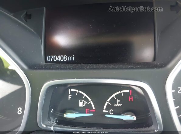 1FMCU9GD1JUD08492 2018 FORD ESCAPE White Vista de los asientos traseros