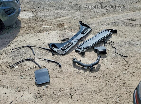 1FMCU9GD1KUA98557 2019 FORD ESCAPE Серебряный Вид наклейки с VIN-кодом