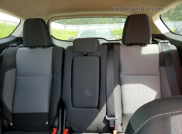 1FMCU9GD1KUA98557 2019 FORD ESCAPE Серебряный Вид задних сидений