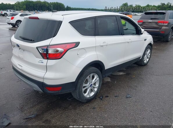 1FMCU9GD2HUA91366 2017 FORD ESCAPE Белый Задняя правая четверть