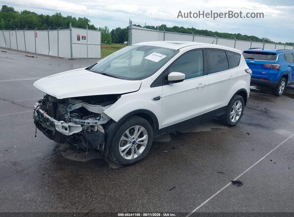 1FMCU9GD2HUA91366 2017 FORD ESCAPE Белый Передняя левая четверть